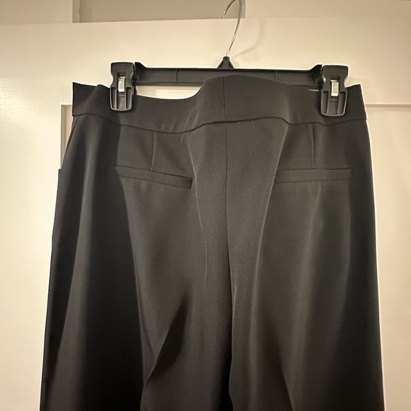 Anne Klein Pants Suit - black. Size 10. - Picture 8 of 8